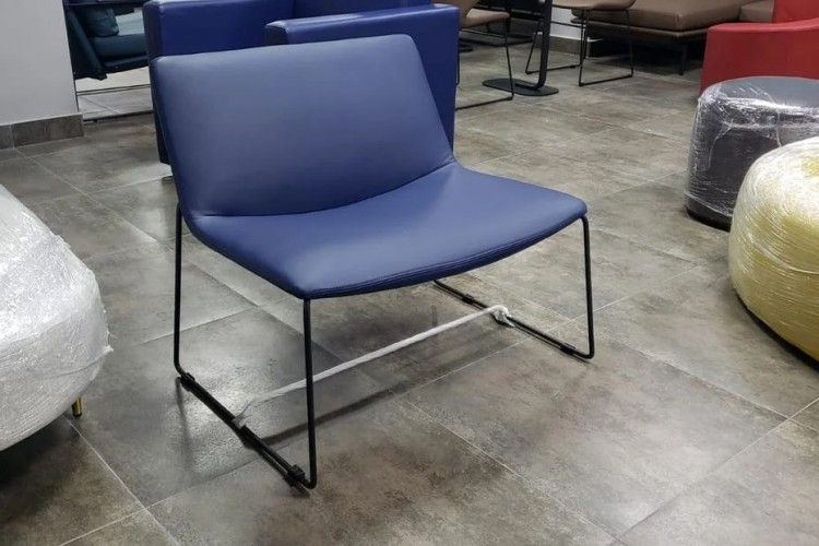 Дизайнерское офисное кресло c металлическим каркасом Н-5111
